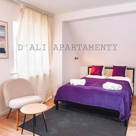D'ali Mokra, 3 10 Apartment *